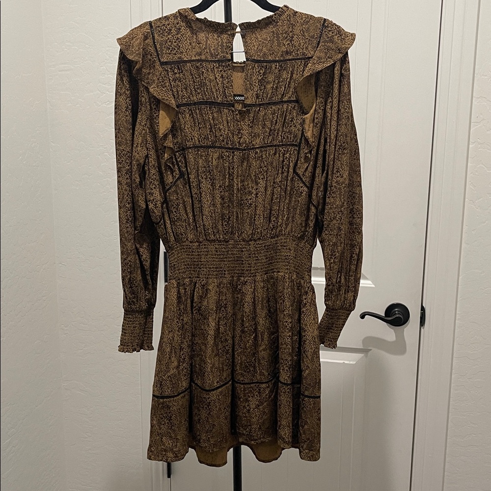 RAILS Faren Sepia Python Smocked Waist Ruffle Detail , long Sleeves Sz M - Picture 16 of 16